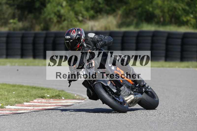 /43 08.08.2025 Discover the Bike ADR/Race 3 rot/72